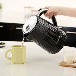 Bouilloire Electrique - RUSSELL HOBBS - EDEN - 2400 W - 1,7 L - Noir