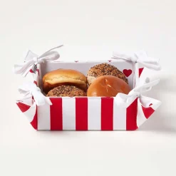 Corbeille à pain carré - tissu rayé rouge et imprimé cœur réversible - HOMESCAPES