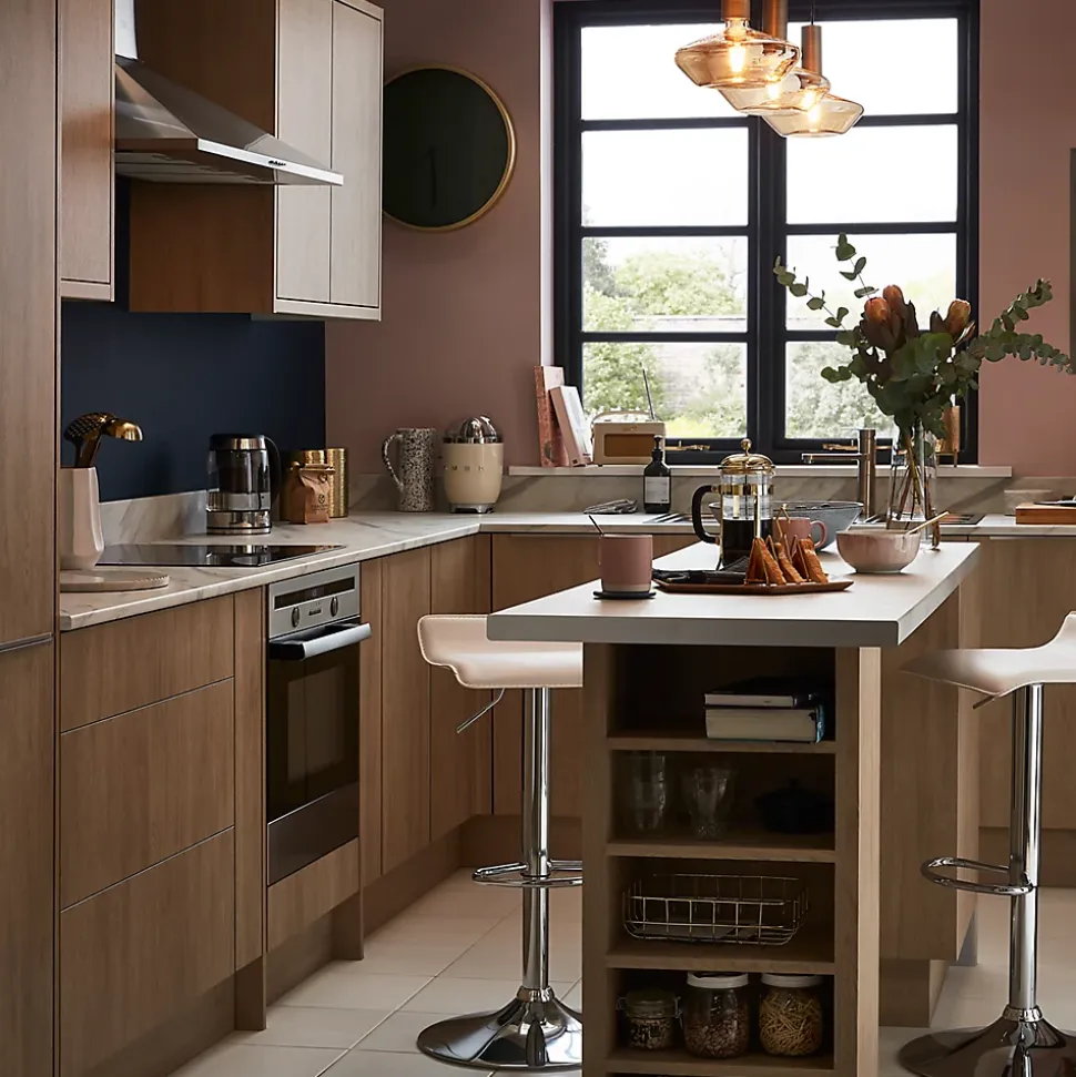 Corniche et bandeau cache-lumière GoodHome Chia chêne clair H. 35 mm x l. 2.4 m x Ep. 59.5 mm