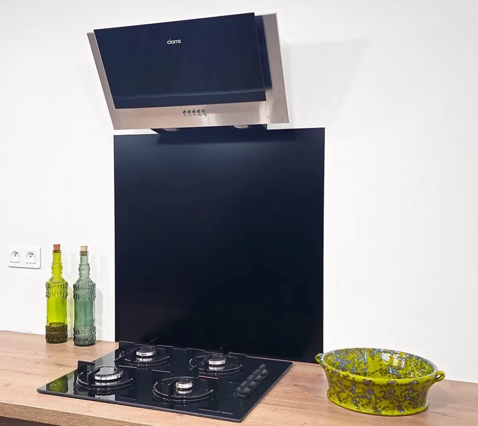 Crédence - Fond de hotte - Aluminium Noir RAL 9005 sat - H75cm x L120cm