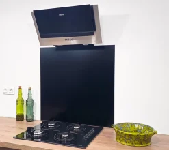 Crédence - Fond de hotte - Aluminium Noir RAL 9005 sat - H70cm x L120cm