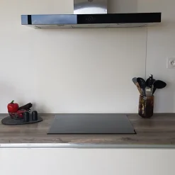 Crédence - Fond de hotte - Aluminium Blanc RAL 9010 sat - H50cm x L60cm