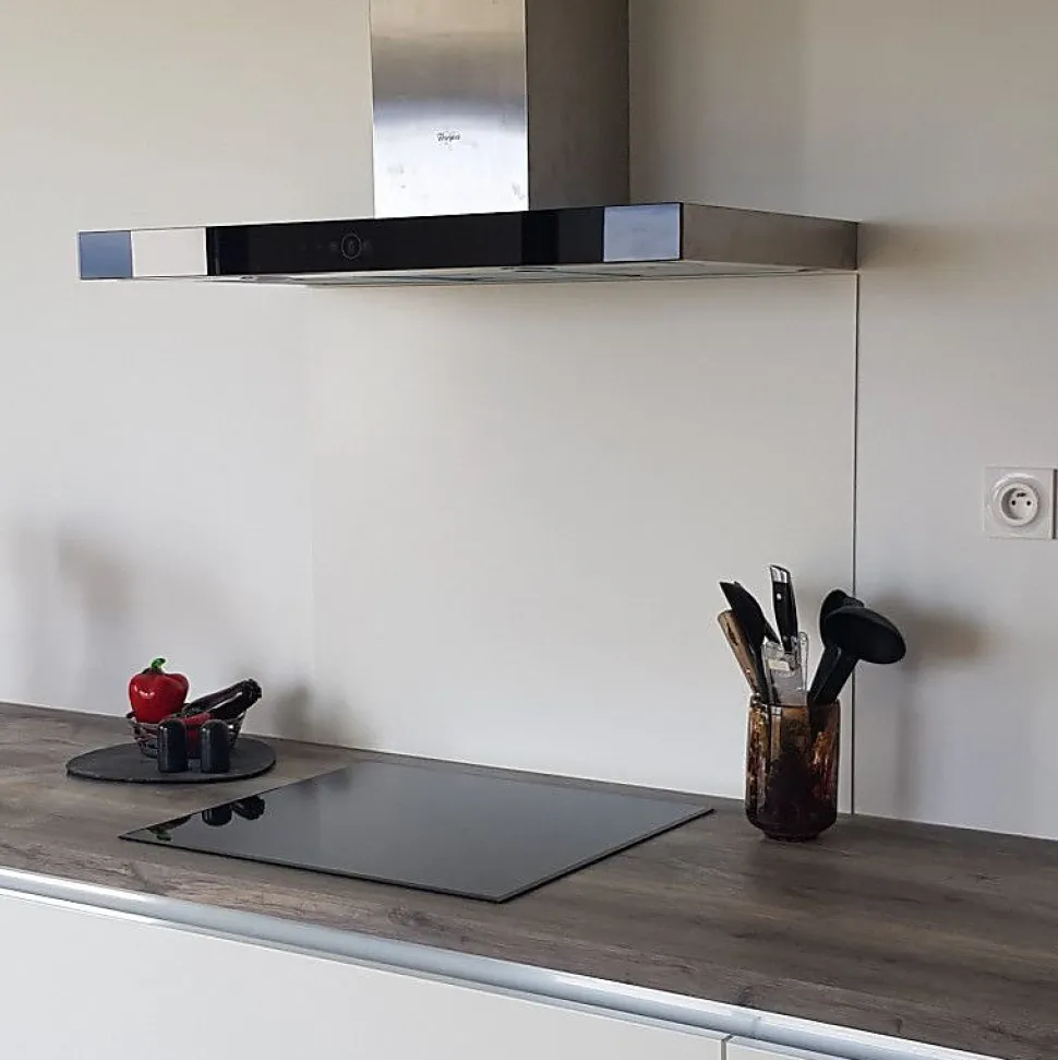 Crédence - Fond de hotte - Aluminium Blanc RAL 9010 sat - H55cm x L50cm