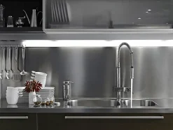 Crédence aluminium brossée 120 x 80 cm