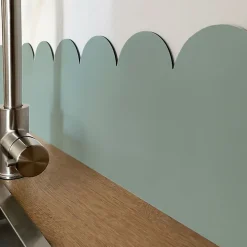 Crédence cuisine adhésive en aluminium vert clair 200x20 cm (en 2 bandeaux)