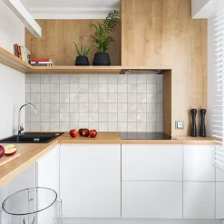 Crédence de cuisine effet marbre blanc carré IDPanneaux L. 255 x H. 60 cm