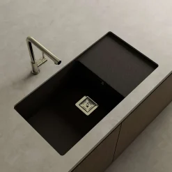 Cuve sous plan POALGI, ZIE 185, Granit, Noir Basalt, 85 cm, 1 bac et 1 égouttoir bonde or