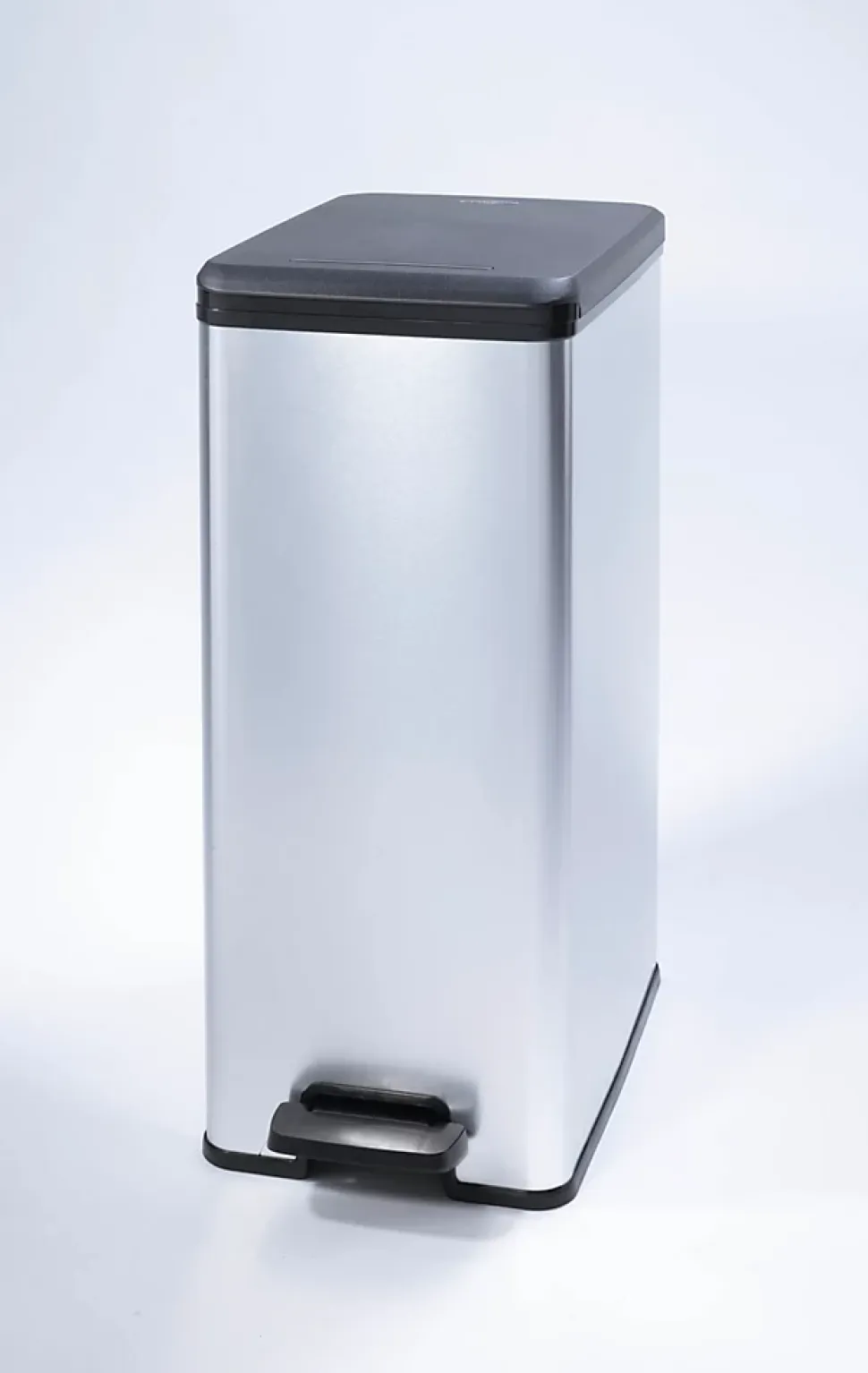 DECO SLIM BIN Poubelle rectangulaire à pédale 40L - Veba