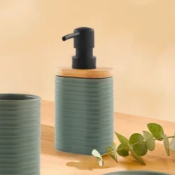 Distributeur de savon en céramique vert sauge et bambou l.5 x H.16,2 x P.8 cm, Levasseur Lily