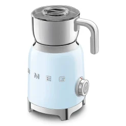 Emulsionneur de lait 500w 0.6l bleu azur Smeg MFF11PBEU années 50