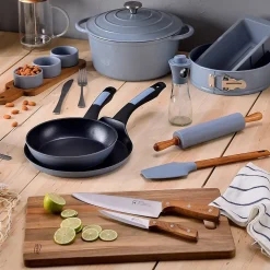 Ensemble de 3 poeles a frire San Ignacio en marbre rouge marine 16-20-24cm avec planche a découper