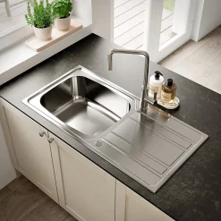 Evier à encastrer en inox microstructuré 1 bac et égouttoir l. 50 x H. 21 x P. 100 cm GoodHome Lucerne