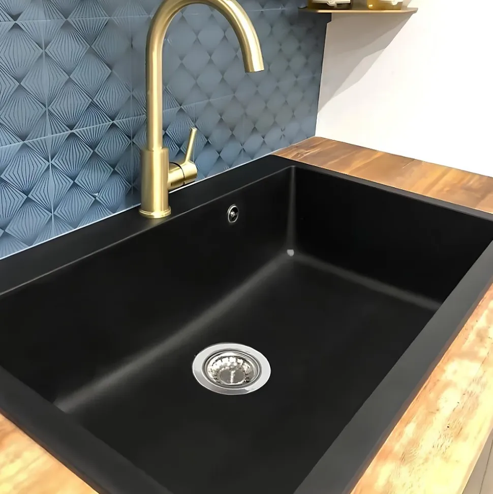 Evier 1 grande cuve seule 76x50 en résine noir Essebagno Sierra