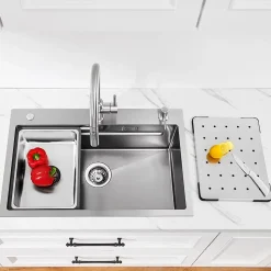 Evier de Cuisine 70 cm SOFETIY MAX Evier 1 Bac en Inox avec Plateau Egouttoir Panier Distributeur de Savon