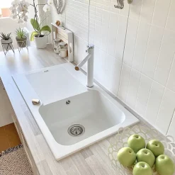 Evier réversible 1 cuve 1 égouttoir en résine blanc Essebagno Lisse