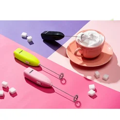 Fouet/Mousseur à lait, Mesko MS 4493G - Pour préparer du lait mousseux, du chocolat chaud et du thé matcha - en acier inoxydable