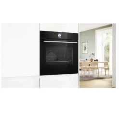 Four intégrable 71l 60cm a+ pyrolyse noir Bosch HBG7764B1