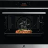 Four multifonctions nettoyage pyrolyse Electrolux EOE7P12X 72 L noir