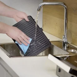 Gril SEVERIN - KG2398 - Surface cuisson 30x22cm - Plaques amovibles - Revetement céramique - 1800W