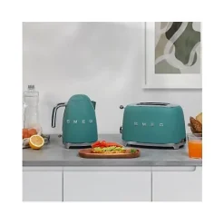Grille-pain - SMEG - TSF01EGMEU - 2 fentes extra larges - 950 Watts - Vert Émeraude
