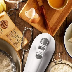 HM4 WE Batteur électrique à main 400W 5 vitesses Fonction turbo 2 batteurs 2 crochets 1 fouet Rangement intégré Duronic