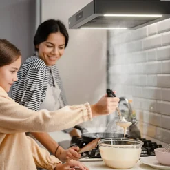 Hotte décorative 90cm murale 650m3h wifi classe a+++ 4 vitesses évacuation ou recyclage tactile noir CD9102B-P Ciarra