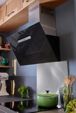 Hotte inclinée Bosch DWK87EM60 noir, 80 cm