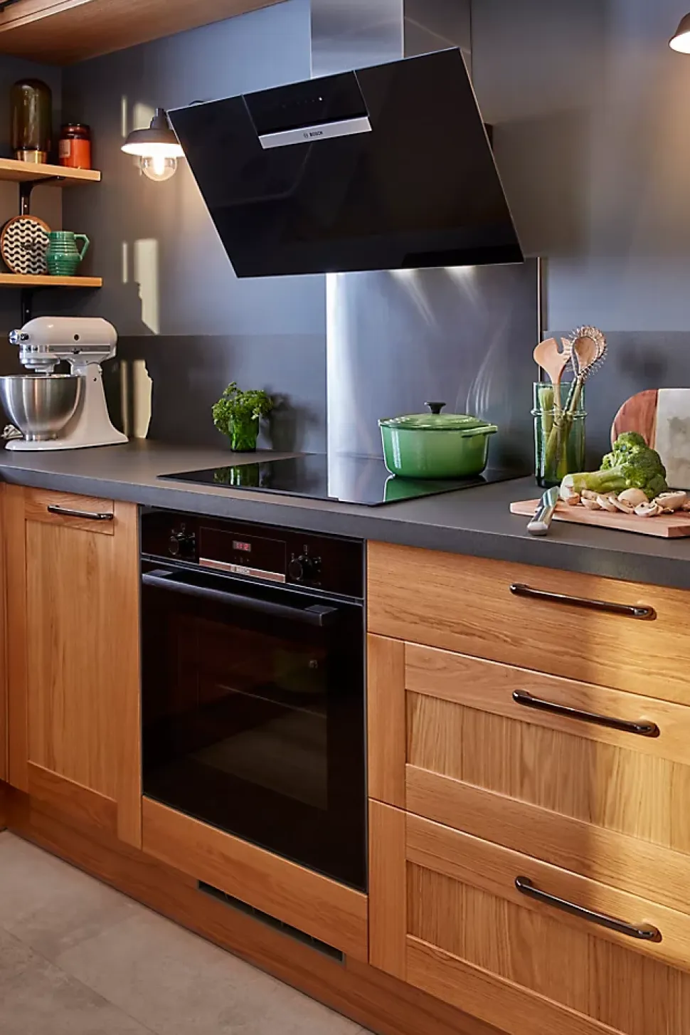 Hotte inclinée Bosch DWK87EM60 noir, 80 cm