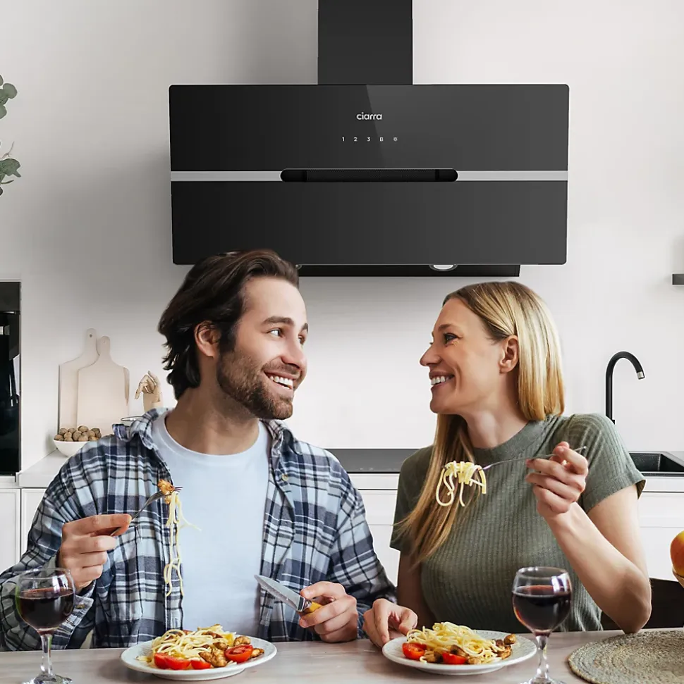 Hotte inclinée 90cm 650m3/h 4 vitesses wifi connectée tactile évacuation ou recyclage noir Ciarra CD9736FB