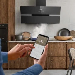 Hotte inclinée 90cm 650m3/h 4 vitesses wifi connectée tactile évacuation ou recyclage noir Ciarra CD9736FB