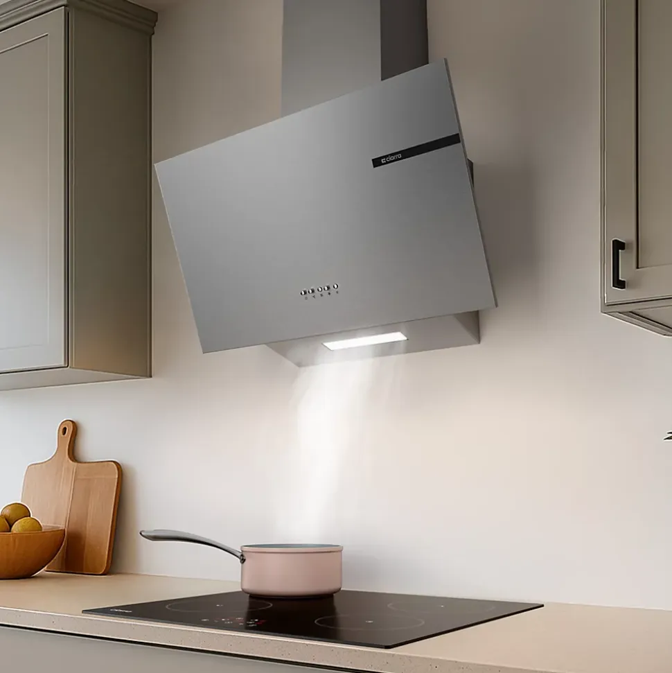 Hotte inclinée 60cm 600m3/h 3 vitesses évacuation ou recyclage inox Ciarra CD6765AS