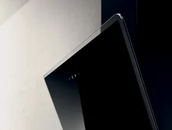 Hotte inclinée en verre noir l. 60 cm Shire Elica