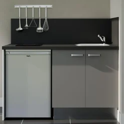 Kitchenette K17 façades Gris - Plan de travail Noir texturé - Crédences : Oui - Evier inox - Electroménager Inox inclus