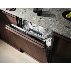 Lave-vaisselle 60cm 13 couverts 44db tout intégrable Electrolux EEQ47210L1 série 600