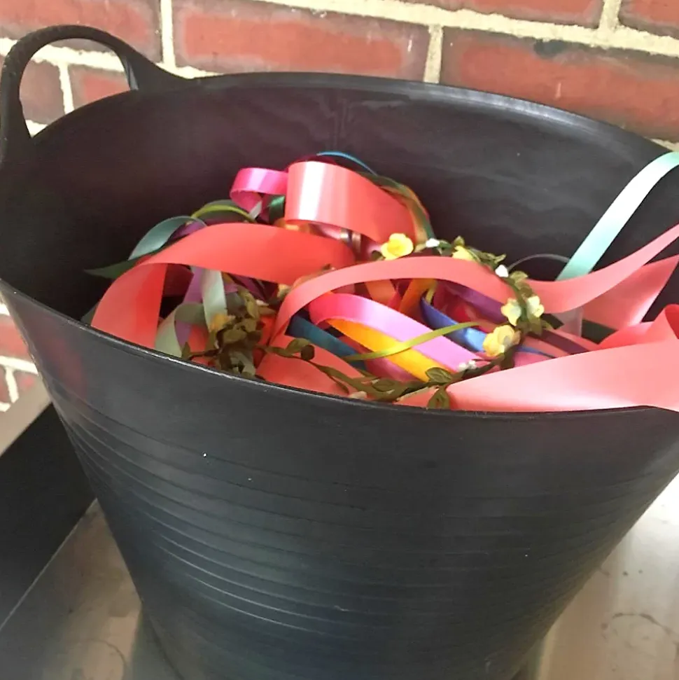 Lot 5 panier avec poignées renforcées (Noir, 42L). Flexible et résistante : jardinage, construction, blanchisserie, agriculture