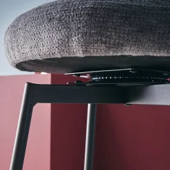 Lot de deux tabourets de bar assise rotative métal noir et tissu gris - L 50 x P 50 x H 92cm - Iris