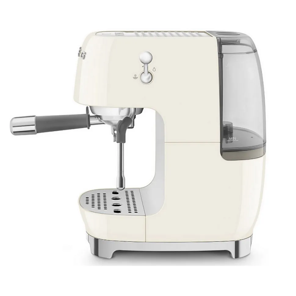 Machine à café expresso crème Smeg ECF03CREU années 50