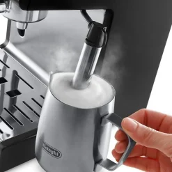 Machine à expresso DeLonghi Stilosa EC230.BK 15 bars Noir 1 L 1100 W