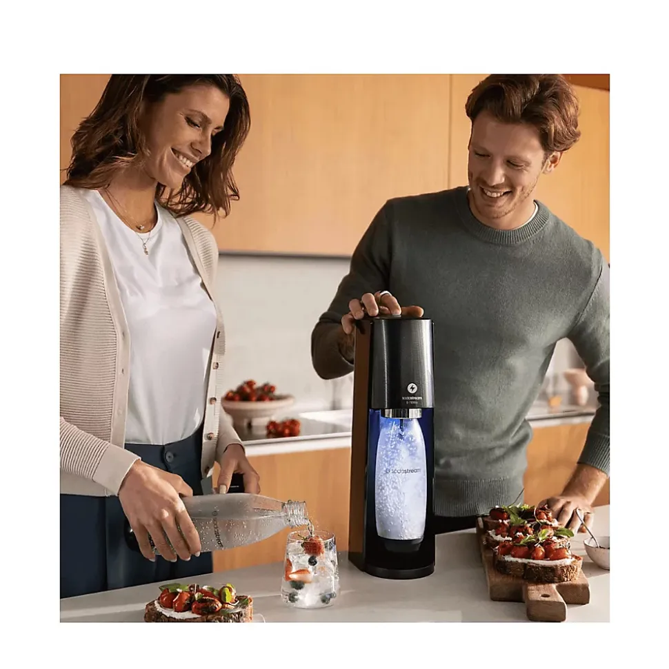 Machine à gazéifier l'eau + 1 cylindre + 1 bouteille - noir Sodastream 1012911331 e-terra