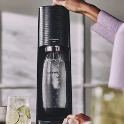 Machine à gazéifier l'eau + 2 bouteilles + 1 cylindre Sodastream TERRANLV