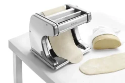 Machine à pâtes électrique Profi Line 230V/70W 258x218x(H)232 mm - Hendi