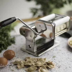 Machine à ravioli et spaghetti