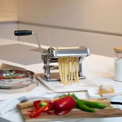 Machine à ravioli et spaghetti