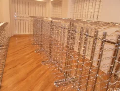 Meuble Range Bouteille Caviste. Îlot de vente 1.14m. Kit de Supports pour 360 bouteilles. Nickel brossé avec 1 extension