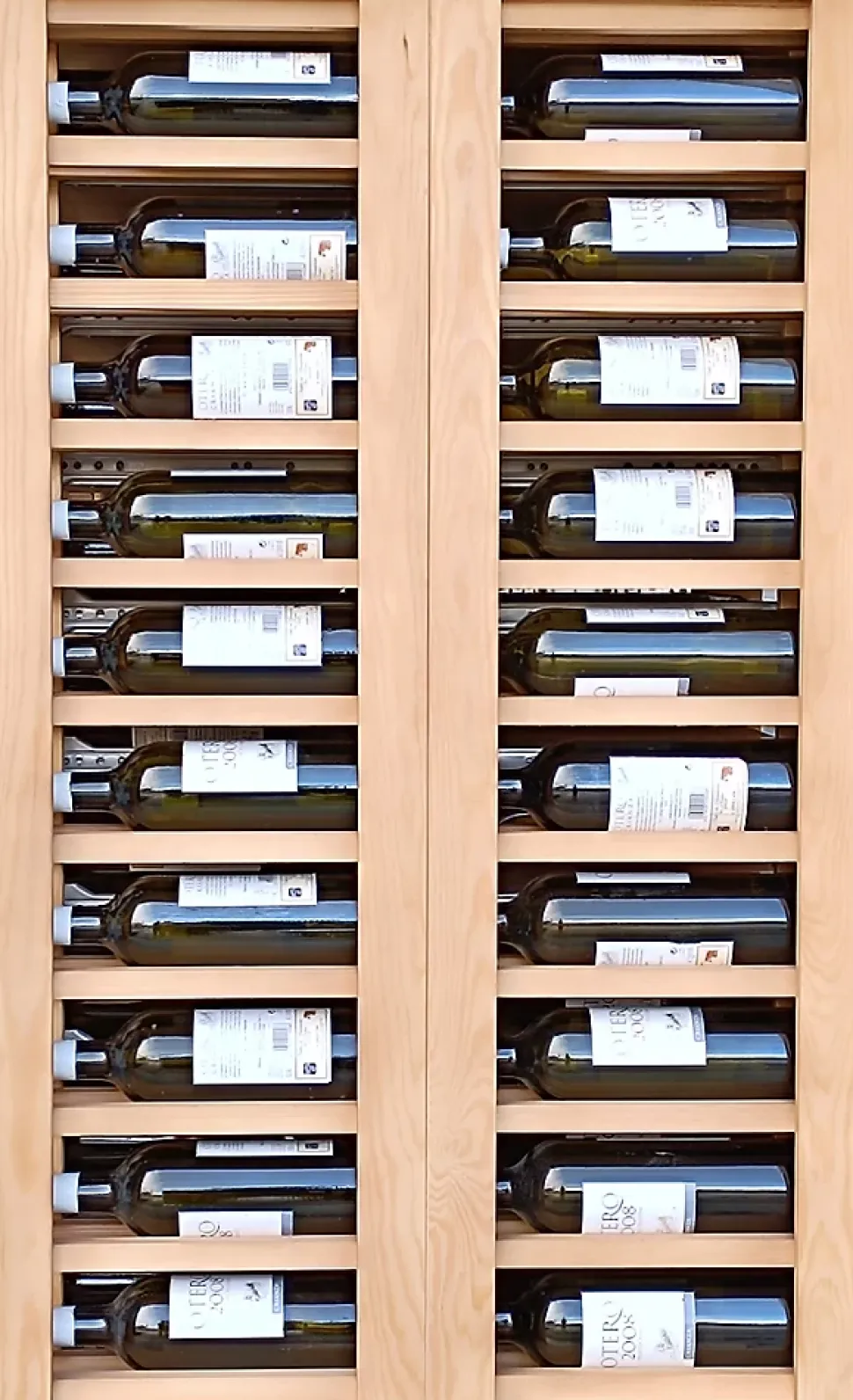 Meuble Range Bouteille de vin Série Godello en Pin Clair 112 bouteilles double profondeur avec 4 tablettes coulissantes