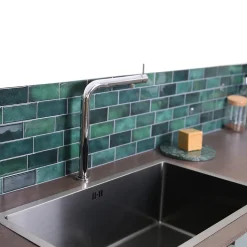 Mitigeur de cuisine argenté avec douchette Essebagno Magic