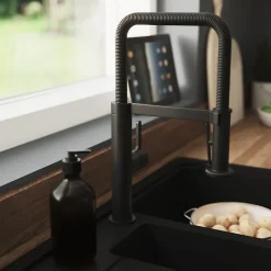 Mitigeur de cuisine avec douchette noir mat GoodHome Kamut