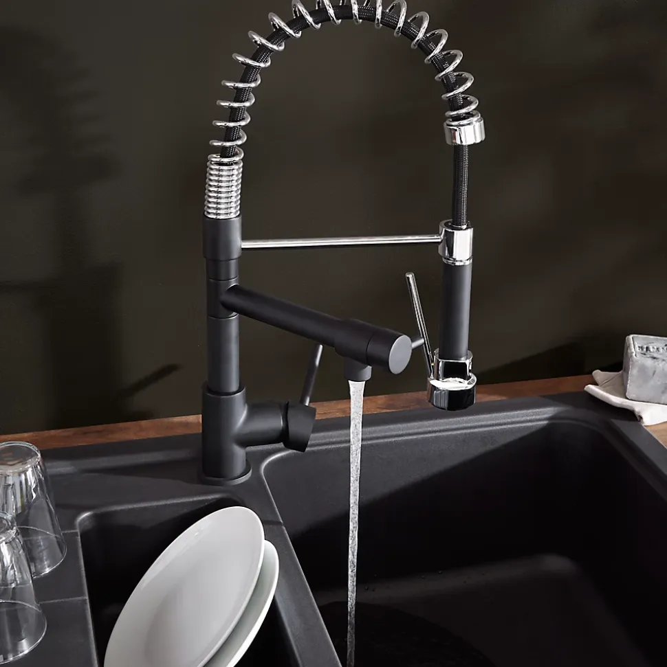 Mitigeur de cuisine avec douchette noir et chrome H.48 cm, Cooke & Lewis Bilbrough