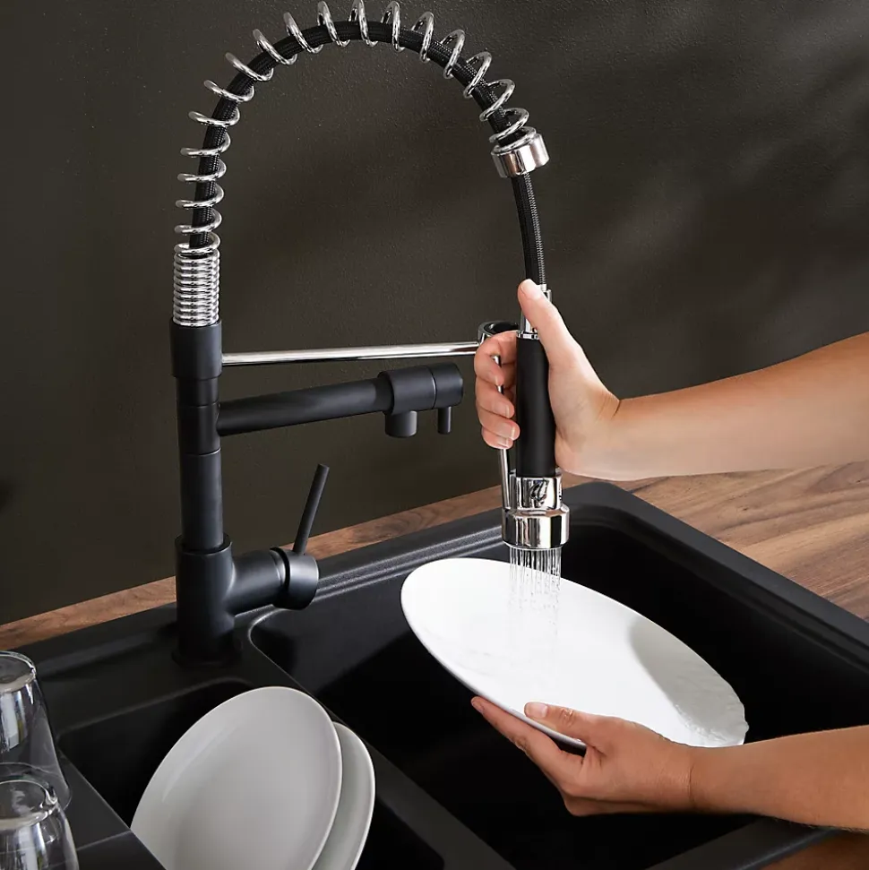 Mitigeur de cuisine avec douchette noir et chrome H.48 cm, Cooke & Lewis Bilbrough