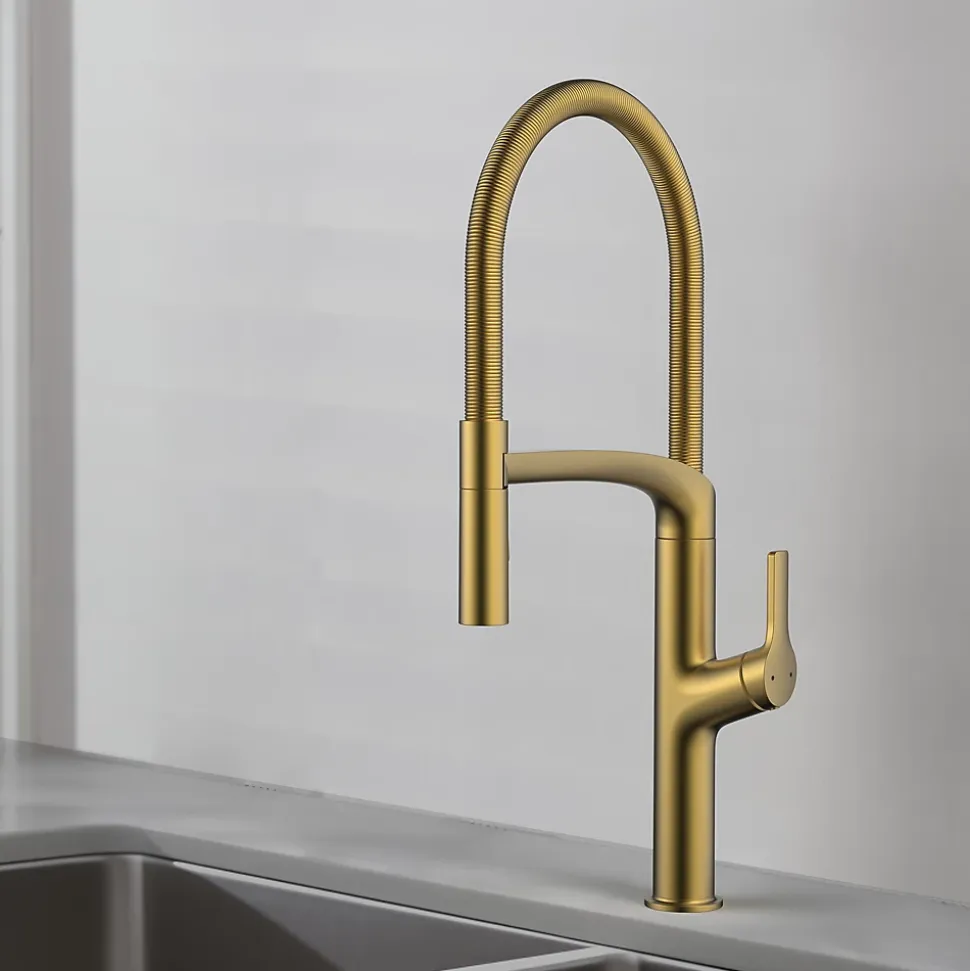 Mitigeur de cuisine avec douchette effet laiton doré GoodHome Arbane